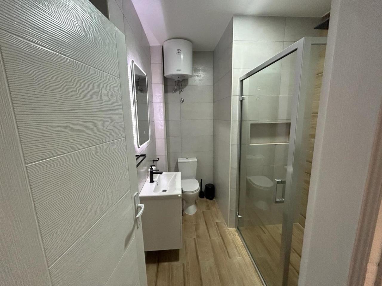Kosancic City Apartments Belgrado Buitenkant foto